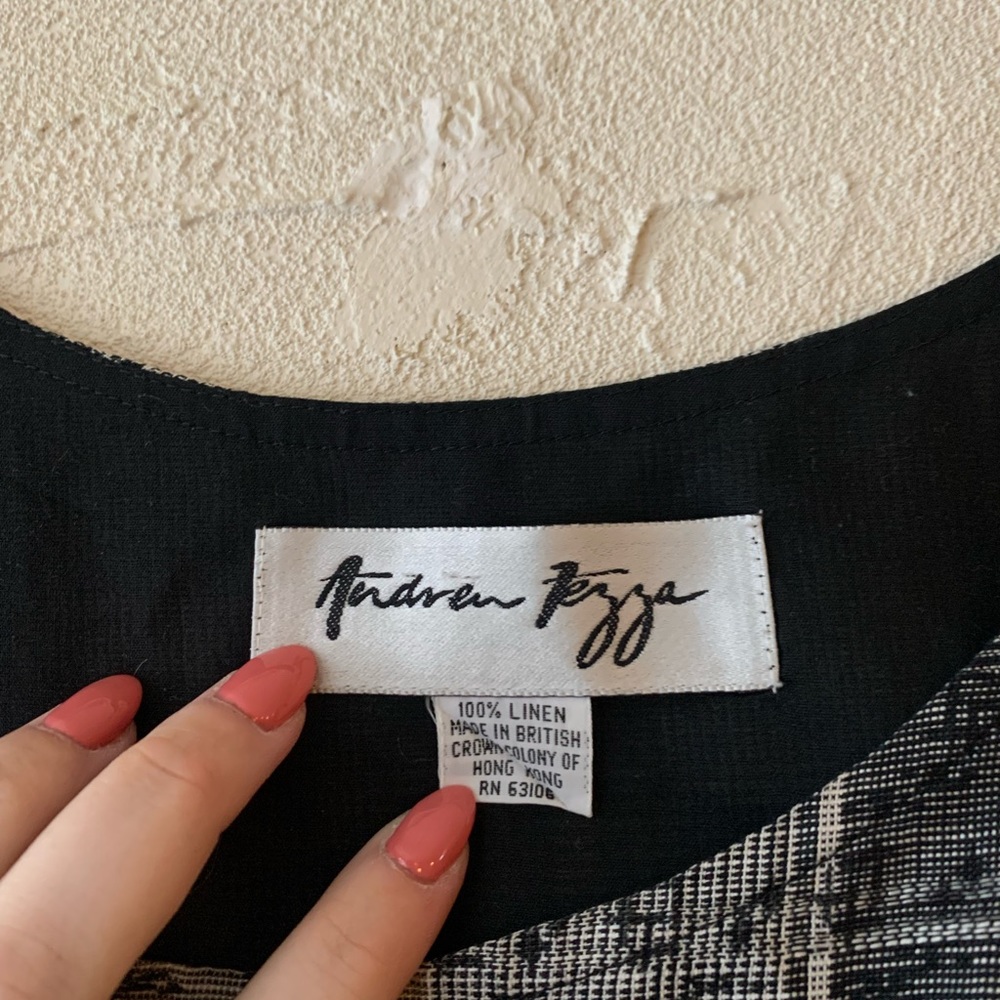 Unique Andrew Fezza Crop Top - Picture 3 of 5